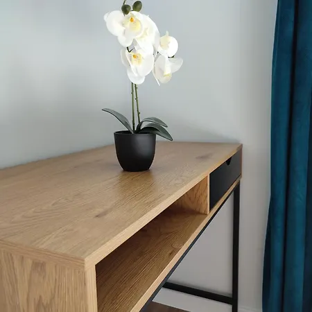 More Love - 8 Min Autem Ikea, 10 Min Autem Majaland Apartment